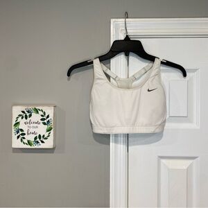 Nike Womens Dri Fit Small C/D Cup Sports Bra White Athletic Running
